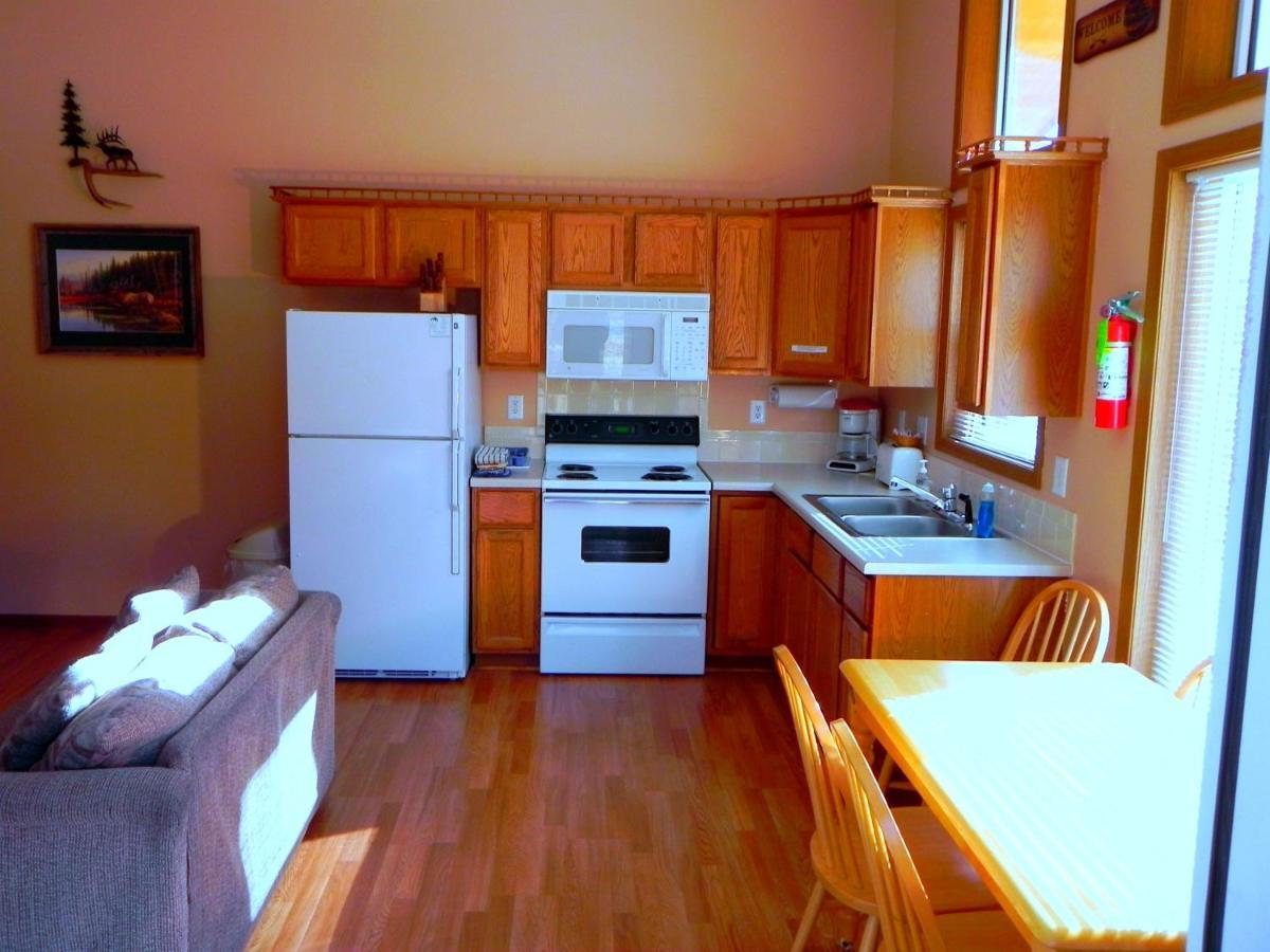 Riverview Pines Estes Park Room photo