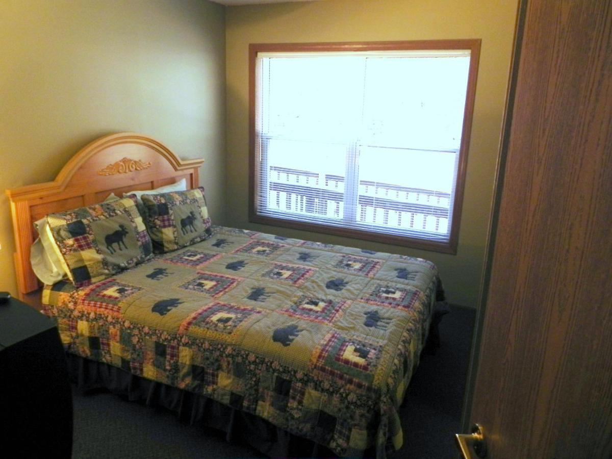 Riverview Pines Estes Park Room photo